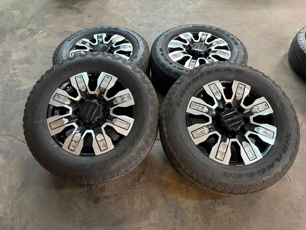 Set of 4 Used '11-'25 GMC 2500 Denali Ultimate Q7F OEM Wheels 275/65R20 Tires LT