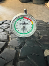Load image into Gallery viewer, Set of 4 Used &#39;11-&#39;25 GMC 2500 Denali Ultimate Q7F OEM Wheels 275/65R20 Tires LT
