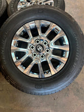 Load image into Gallery viewer, Set of 4 OEM Takeoff &#39;24-&#39;25 Toyota Tacoma Chrome 18&quot; Rims 265/65R18 General LT
