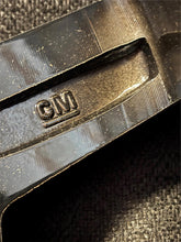Load image into Gallery viewer, Single Used OEM 22x9 Aluminum Black &amp; Machined Rim &#39;22-&#39;24 Suburban Tahoe Yukon
