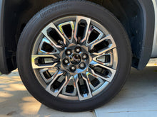 Load image into Gallery viewer, Set of 4 Used OEM &#39;00-&#39;25 Yukon Sierra 1500 Denali 22&quot; Wheels on 275/50R22 Tires
