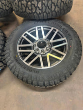 Load image into Gallery viewer, Set of 4 &#39;05-&#39;25 Ford F-250 F-350 Gunmetal Machined Rims on 37/12.50R22 RT Tires
