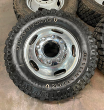 Load image into Gallery viewer, Used Set of 6 OEM &#39;05-&#39;24 Ford F-350 DRW 17&quot; Wheels 255/75R17 Firestone Tires LT
