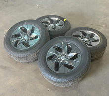 Load image into Gallery viewer, Set of 4 OEM &#39;05-&#39;25 Ford F-150 Lightning Wheels on 275/60R20 Hankook Tires AT2
