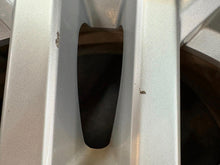 Load image into Gallery viewer, Set of Four Used &#39;22-&#39;25 Toyota Tundra Sequoia 18&quot; Silver OEM Wheels 75281 LT
