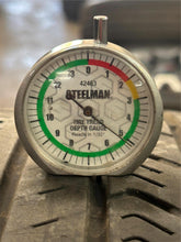 Load image into Gallery viewer, Set of Used &#39;22-&#39;25 Toyota Tundra Sequoia 20&quot; Dark Charcoal Wheels 265/60R20 LT
