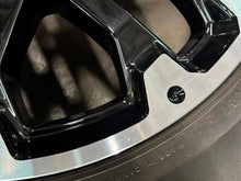 Load image into Gallery viewer, Set of Four OEM Takeoff &#39;22-&#39;25 Toyota Tundra 18&quot; Wheels Michelin 265/70R18 LT
