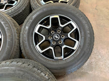 Load image into Gallery viewer, Set of 5 Used 10389 '21-'26 Ford Bronco 18" Black &amp; Milled OEM Rims 255/70R18 LT
