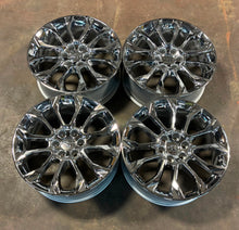 Load image into Gallery viewer, Set of 4 OEM 22x9 '00-'26 Chevrolet Suburban Tahoe Chrome Wheels 84802385 14077
