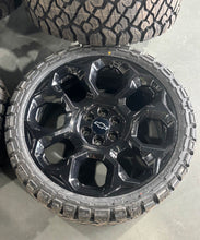 Load image into Gallery viewer, Set of New OEM 24&quot; &#39;00-&#39;25 GMC Sierra 1500 Black Wheels on 33/12.50R24 Kenda RT
