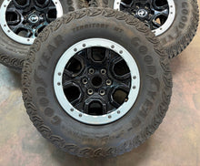 Load image into Gallery viewer, Set of 5 Used 17" '21-'26 Ford Bronco Sasquatch Wheels 315/70R17 Goodyear MT LT
