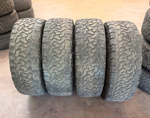 Load image into Gallery viewer, Set of Used 5957 '11-'26 GMC Sierra 2500 Denali Polished OEM Wheels 275/65R20 LT
