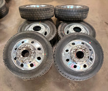Load image into Gallery viewer, Set of OEM '05-'26 Ford F450 F550 Alcoa 19.5" Wheels 225/70R19.5 Continental G
