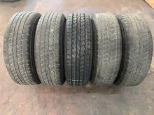 Load image into Gallery viewer, Set of 5 Used 10389 '21-'26 Ford Bronco 18" Black &amp; Milled Wheels 255/70R18 LT
