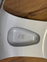 Load image into Gallery viewer, Single Used OEM Toyota 16x6.5 Powder Coat Silver Wheel Fits &#39;07-&#39;11 Camry 69495
