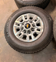 Load image into Gallery viewer, Set of Used 17" '11-'26 Chevrolet Silverado 2500 OEM Wheels on 245/75R17 TiresLT
