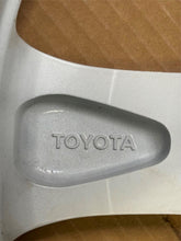 Load image into Gallery viewer, Single Used OEM Toyota 16x6.5 Powder Coat Silver Wheel Fits &#39;07-&#39;11 Camry 69495
