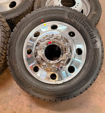 Load image into Gallery viewer, Set of 6 OEM Alcoa 19.5" '05-'26 Ford F450 F550 Aluminum Wheels 225/70R19.5 HDR5
