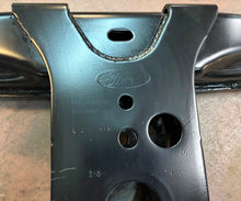 Load image into Gallery viewer, Used OEM 5th Wheel Gooseneck Hitch Prep Package Fits '23-'26 Ford F250 F350 F450
