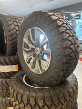 Load image into Gallery viewer, Set of 4 OEM '00-'26 Chevrolet Silverado 1500 20" Wheels 35/12.50R20 Mud Tires
