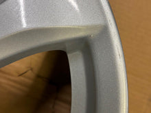 Load image into Gallery viewer, Single Used OEM Toyota 16x6.5 Powder Coat Silver Wheel Fits &#39;07-&#39;11 Camry 69495
